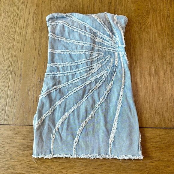 Fashion Nova Dresses & Skirts - Fashion Nova Denim Strapless Mini Dress Size Medium